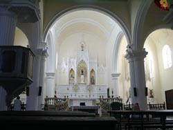 Im Inneren der Pfarrkirche San Miguel - Teguise - Lanzarote