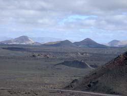 Vulkankegel im Nationalpark Timanfaya - Lanzarote