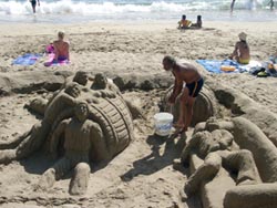 Sandskulpturenbauer in Playa Blanca - Lanzarote